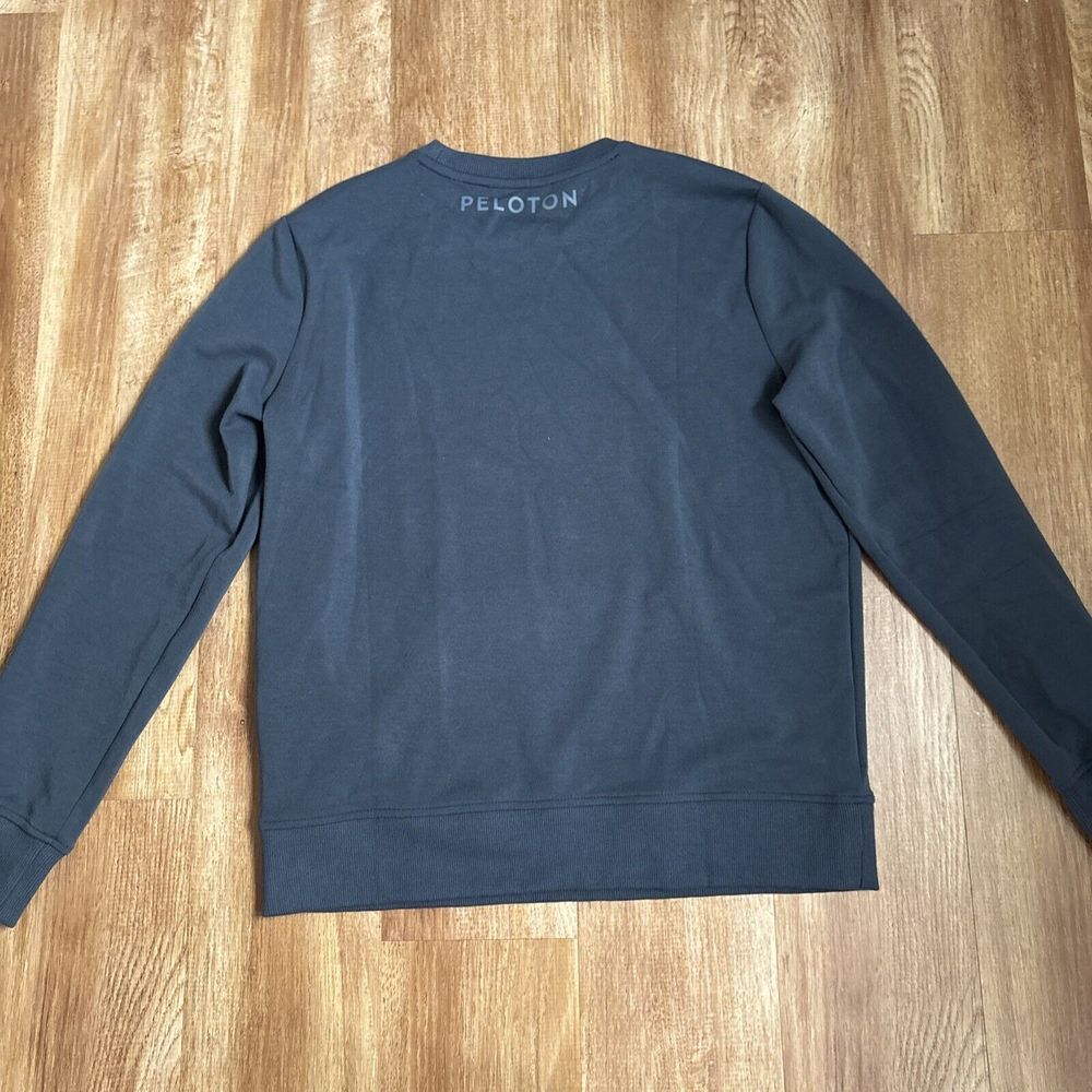 Women's Peloton‎ Navy Blue Sweatshirt Pullover Sweater Size Medium - Picture 5 of 7